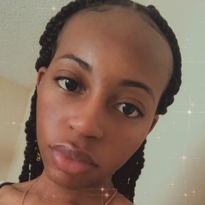 Meet your Posher, Kaysia